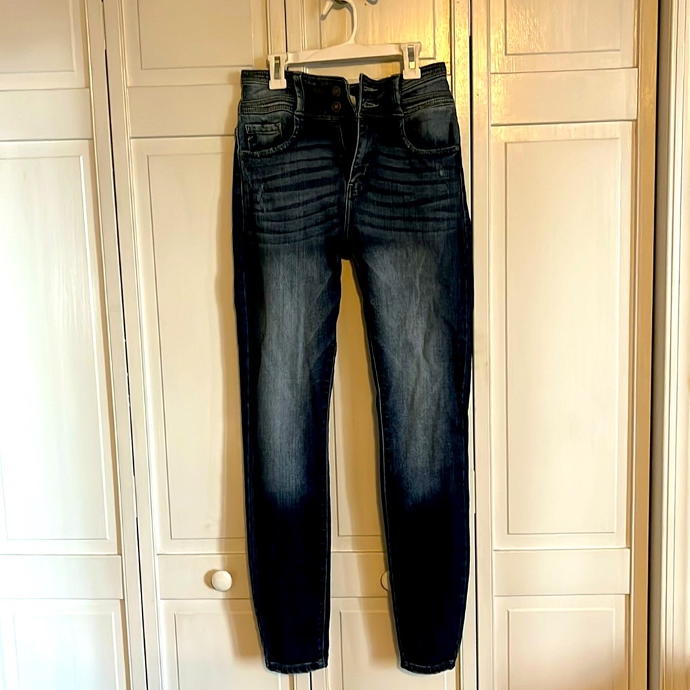 KanCan Women's Faded Indigo Skinny Jeans